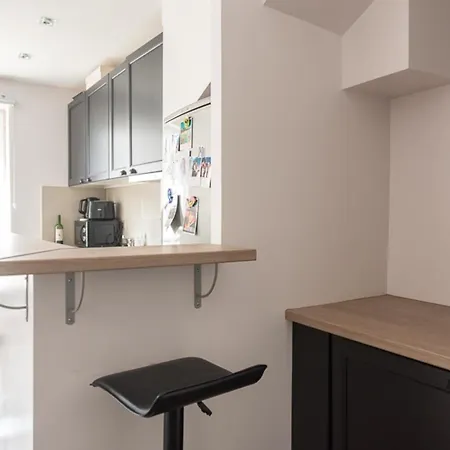 Apartment Pleasant 40 M Near Pigalle *