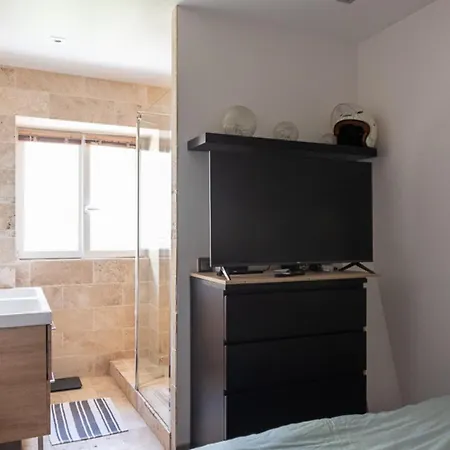 Apartment Pleasant 40 M Near Pigalle